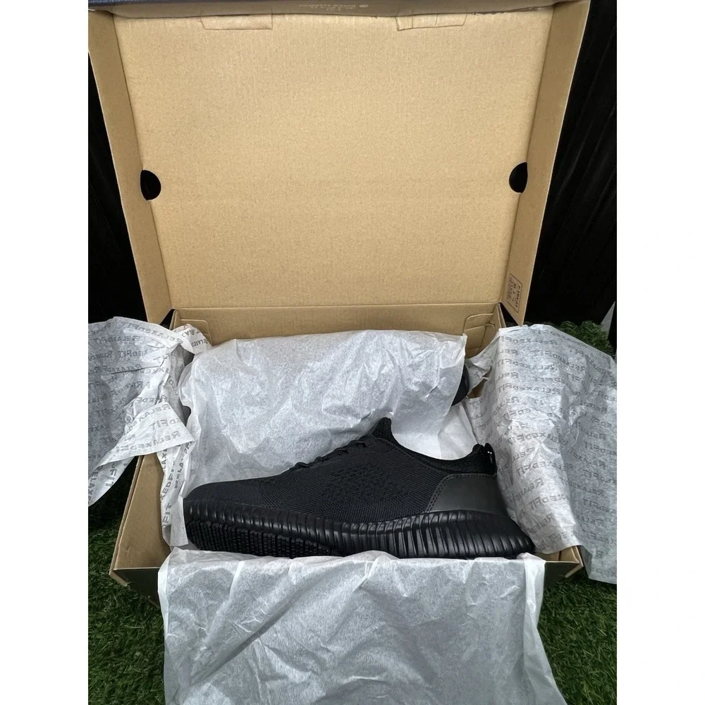 Size 8.5 Wide- Skechers Cessnock Relaxed Fit Memory Foam Men's BLK Work Sneakers